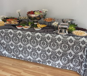elegant-buffet-table